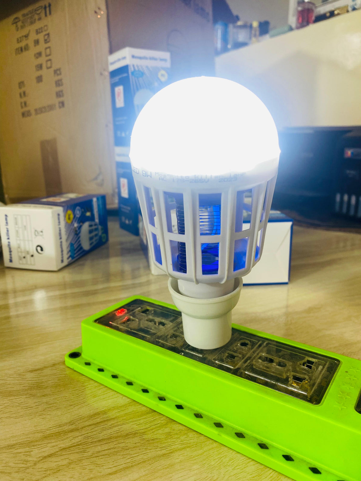 2-in-1 LED Mosquito Killer Lamp 9W – Electric Insect Zapper & Light